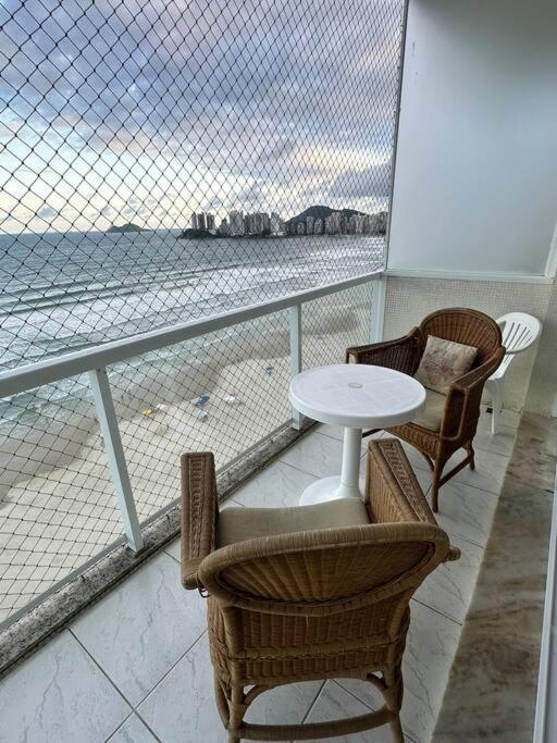 Hermoso Dpto Con Vista Frontal Al Mar Pitangueiras Guaruja Luaran gambar